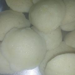 A picture of Semolina Idli.
