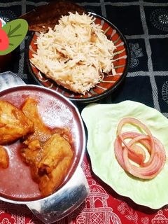 A picture of Chicken Curry 🍗 With Bagharay Rice.
