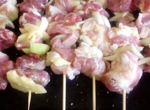 Una foto de Brochettes de bondiola