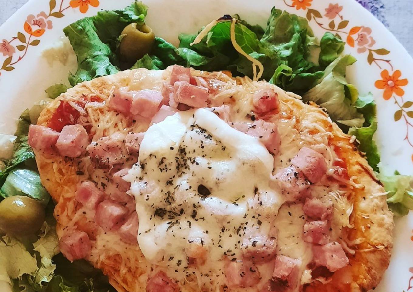 Naan façon pizza