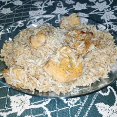 A picture of Goanese Chicken Biryani.