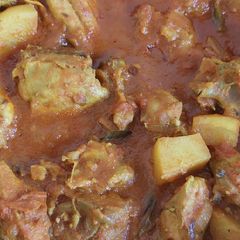 A picture of Chicken gravy.