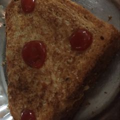 A picture of Leftover Aloo dum sandwich 🥪.