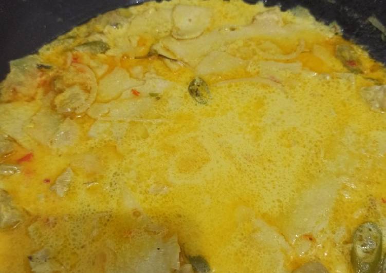 Lodeh rebung + tempe gk bau untuk temani #dirumahaja (tanpa msg)