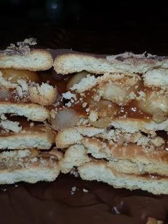 عکسی از دستور دسر بیسکوییت کاراملی