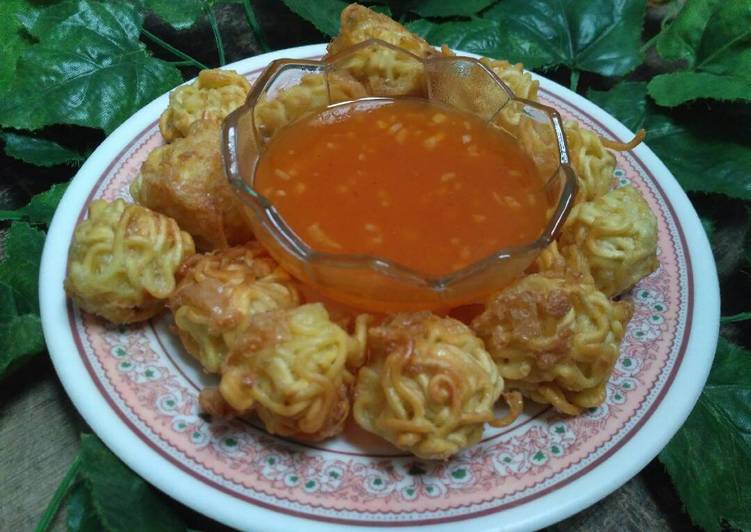 Cara Gampang Membuat Bola&#34; Mie Telur + Saus Anti Gagal