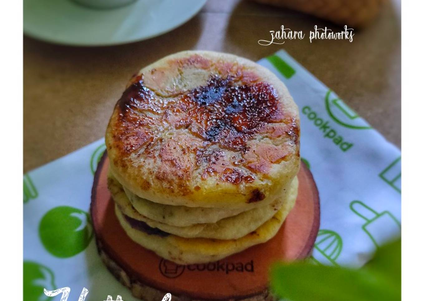 Hotteok (Korean Sweet Pancake)