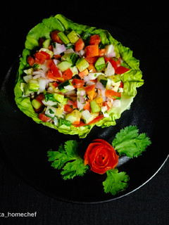 વેજ સલાડ (Veg Salad Recipe In Gujarati) રેસીપી મુખ્ય ફોટો