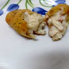 Una foto de Croquetas de bacon, cebolla y queso roquefort