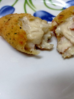 Una foto de Croquetas de bacon, cebolla y queso roquefort