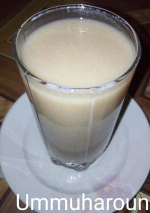 A picture of Kunun gero(milet)and tsamiya(tamarind).