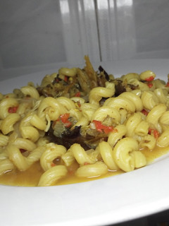 Jollof macaroni ainihin hoton girkin