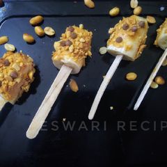 A picture of Peanut Banana Pops.