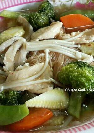 รูปของ ราดหน้าผักรวมมิตรปรุงสำเร็จ