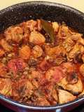 Pollo al ajillo con llanegas