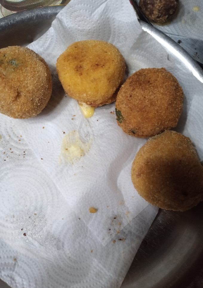 Una foto de Bombas de papa rellenas