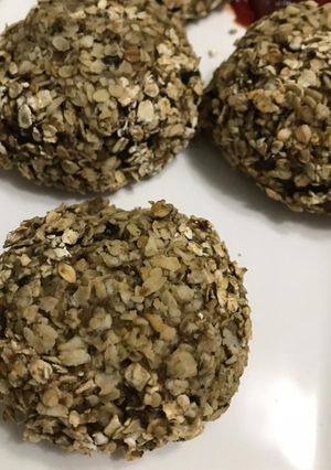 Una foto de Bocaditos de avena y berenjena
