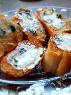 صورة لوصفة خبز الثوم 🥖🧄