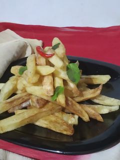 फ्रेंच फ्राई (French fry recipe in Hindi) रेसिपी मुख्य फोटो