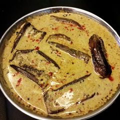 A picture of Dahi baigan.