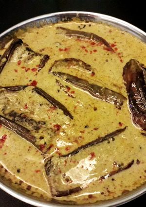 A picture of Dahi baigan.