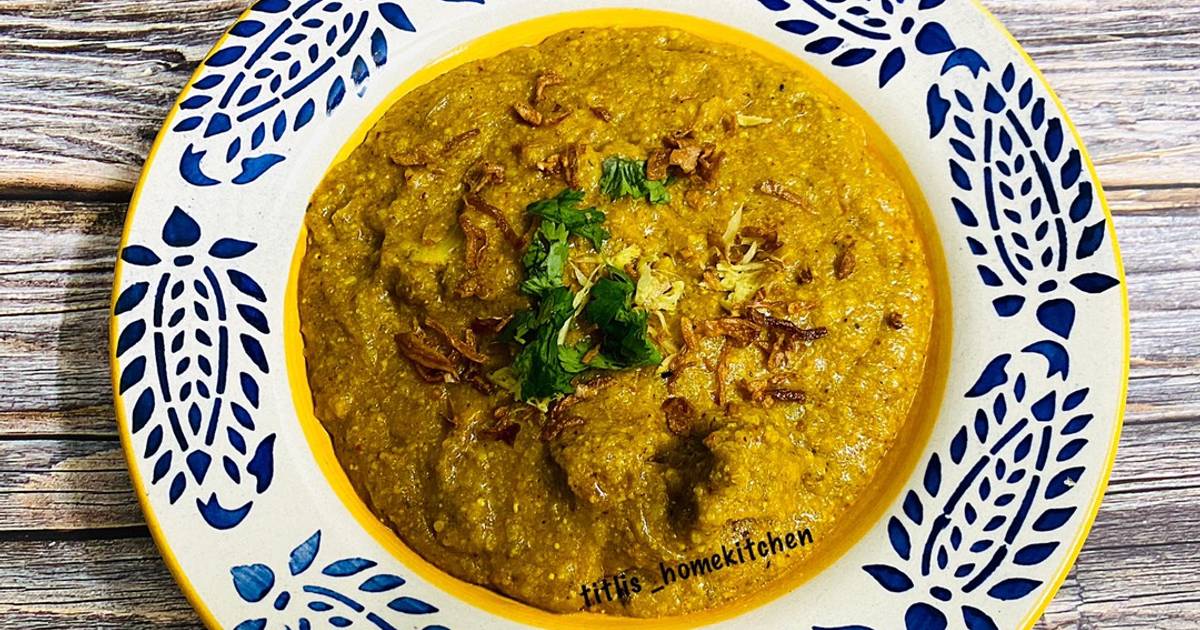 Chicken Haleem/ Halim Recipe by ayndrila dutta - Cookpad