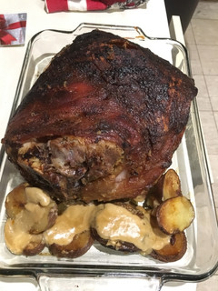 Una foto de Hombros de Cerdo Asado (beef shoulder)