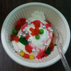Litchi icecream A picture of Litchi icecream.