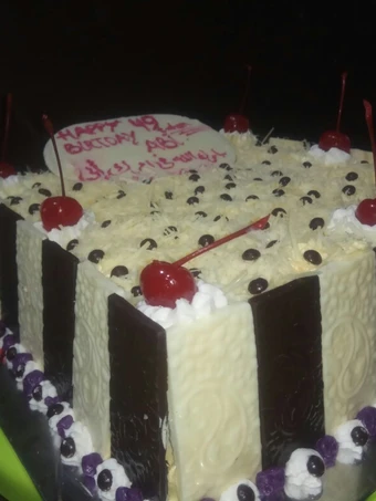 Cara Mudah Menyiapkan Resep  Kue ultah Coklat pagar Part 2 yang Enak Banget, Bisa Manjain Lidah