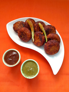 સાબુદાણા બટાકા ની ફરાળી કટલેટ (Sabudana Bataka Farali Cutlet Recipe In Gujarati) રેસીપી મુખ્ય ફોટો