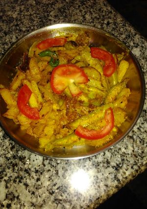 A picture of Aloo and potolar chorchori.