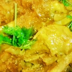 A picture of Restaurant-Style Chicken Curry in Tomato Gravy.