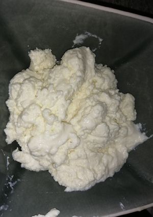 Una foto de Queso cremoso casero