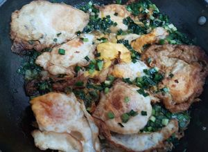 Hình của món SP.0219 - Trứng Vịt Chiên Rim Nước Mắm Hành.