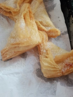 Una foto de Pasteles fritos🥰