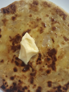 A picture of Aaloo paratha.