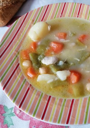 Una foto de Puchero de garbanzos