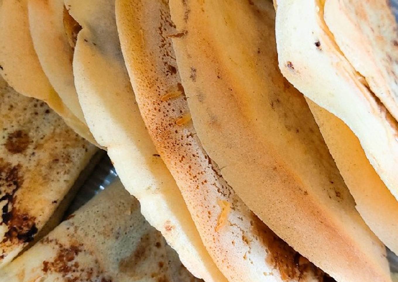 Chocolate cheese crepes with almond topping