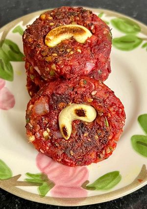 A picture of Heathy Beetroot, Moong sprouts & Sweet Potato 🍠 Cutlets.