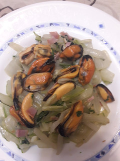 Una foto de Rehogado de acelgas con mejillones