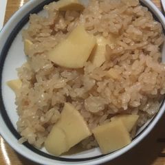 A picture of Rice Cooked With Bamboo shoots.