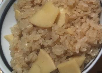 How to Prepare Perfect Rice Cooked With Bamboo shoots