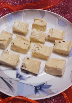 A picture of Instant kharvas / junnu.