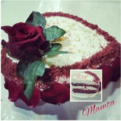 A picture of Red Velvet Cake.
