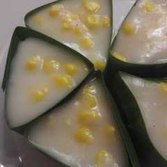 A picture of Kue Talam jagung.