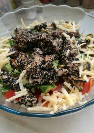 Una foto de Ensalada de pollo crocante