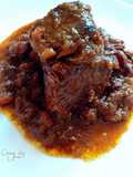 Ternera caramelizada con pasas sultanas y especias nobles