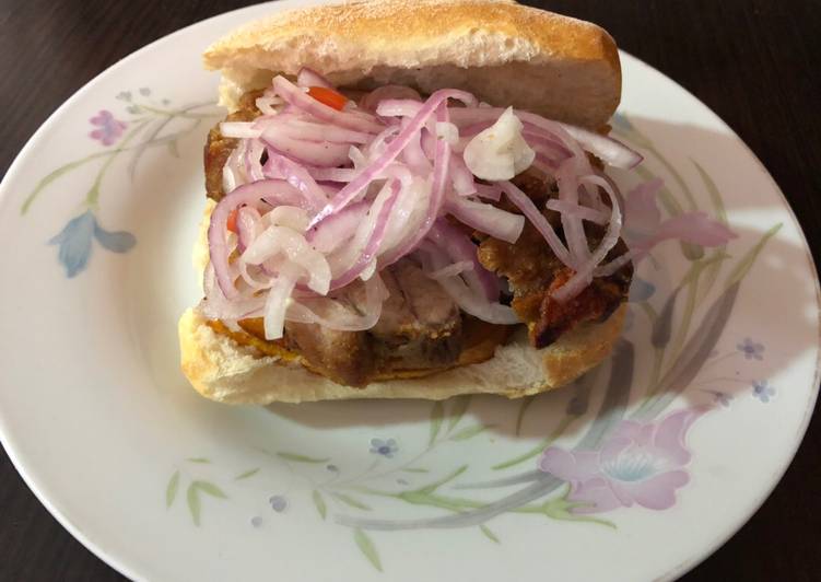 Pan con chicharrón