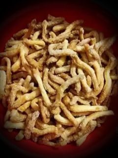 গুড়ের খুরমা বা মুরালি রেসিপির প্রধান ছবি