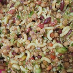 A picture of Mecroni Salad.